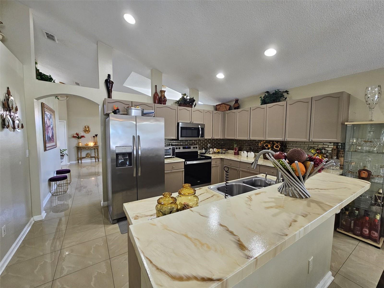 15601 AUTUMN GLEN AVE, CLERMONT, FL, 34714