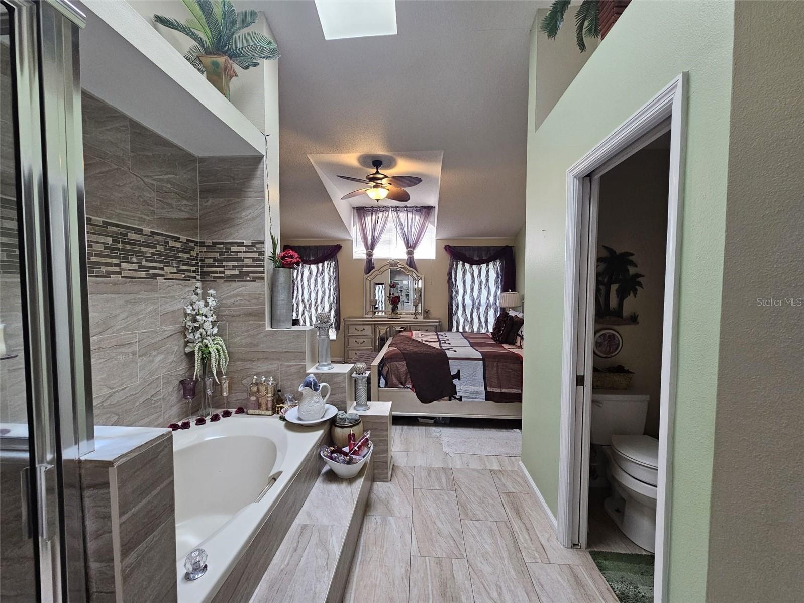15601 AUTUMN GLEN AVE, CLERMONT, FL, 34714