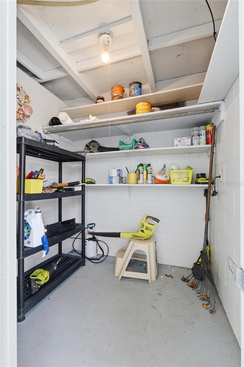 8342 W LAKE MARION RD, HAINES CITY, FL, 33844