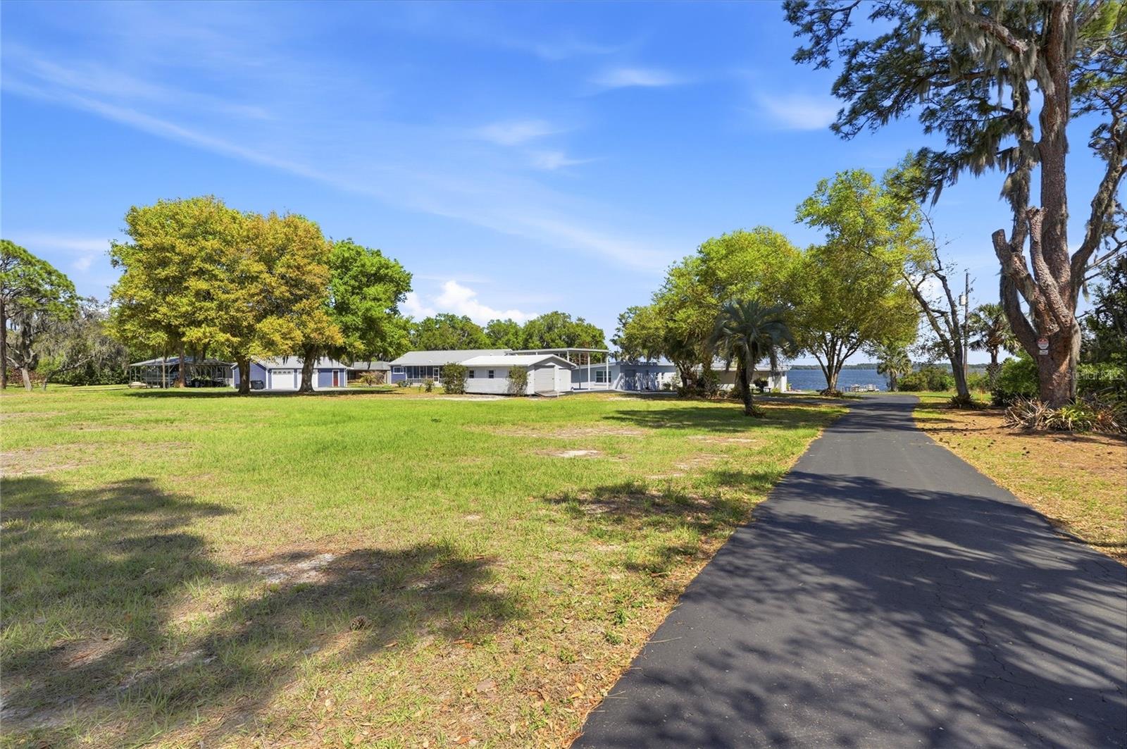 8342 W LAKE MARION RD, HAINES CITY, FL, 33844