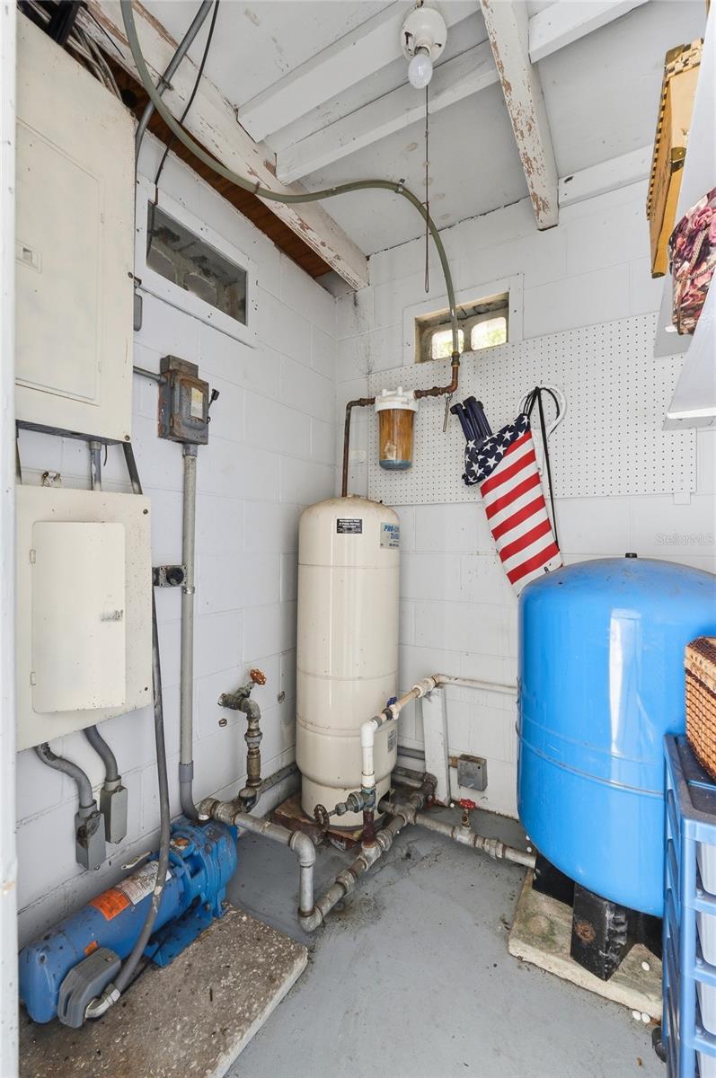 8342 W LAKE MARION RD, HAINES CITY, FL, 33844