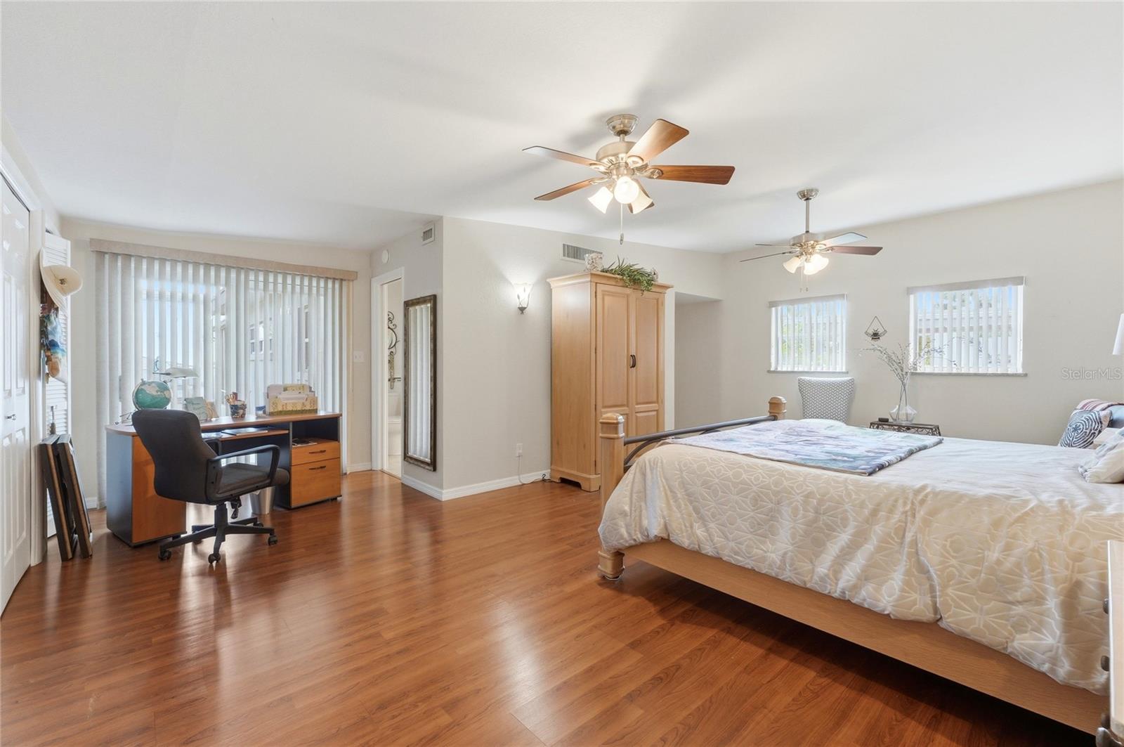 8342 W LAKE MARION RD, HAINES CITY, FL, 33844