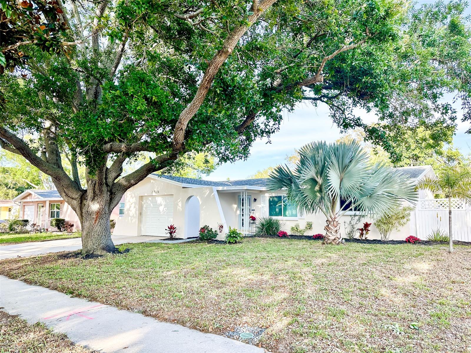 2225 NELLIE ST, LARGO, FL, 33774