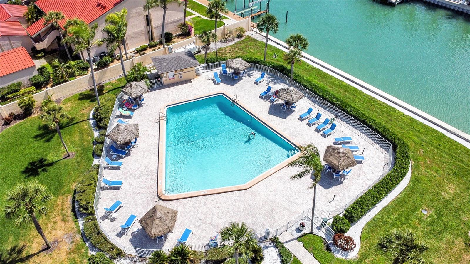 4900 BRITTANY DR S #301, ST PETERSBURG, FL, 33715