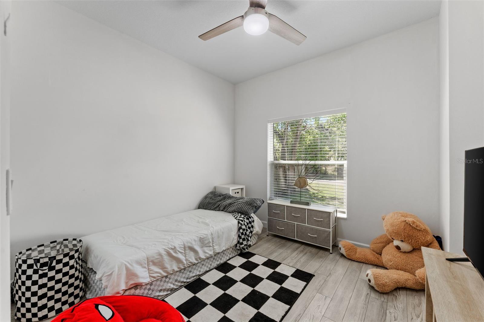 637 HOLMES AVE, DAYTONA BEACH, FL, 32114