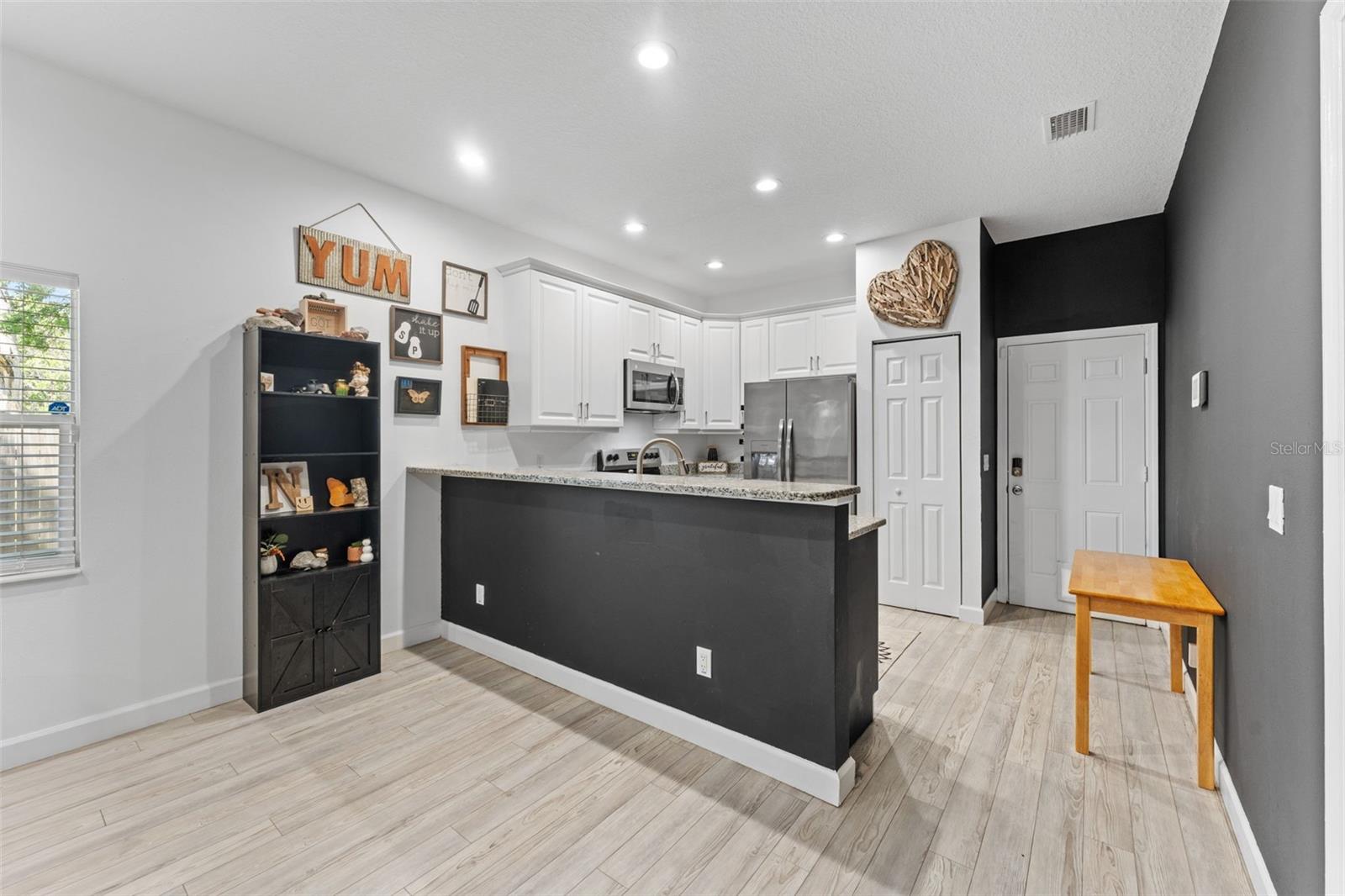 637 HOLMES AVE, DAYTONA BEACH, FL, 32114