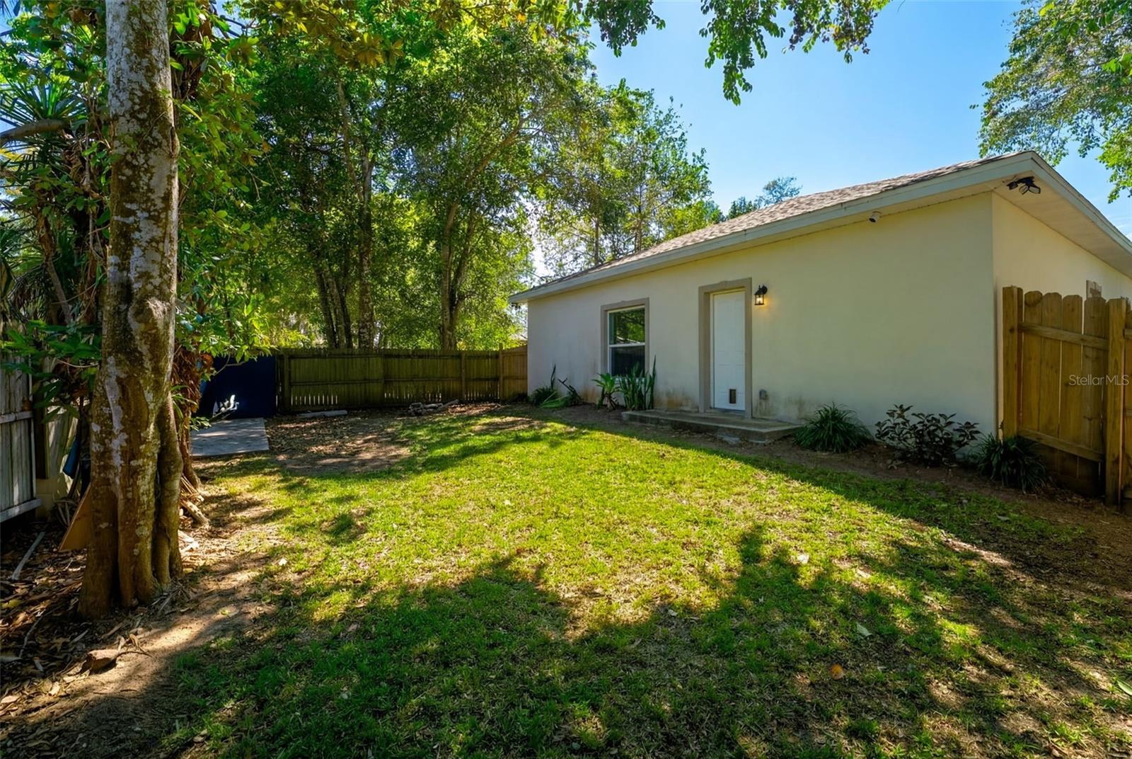 637 HOLMES AVE, DAYTONA BEACH, FL, 32114