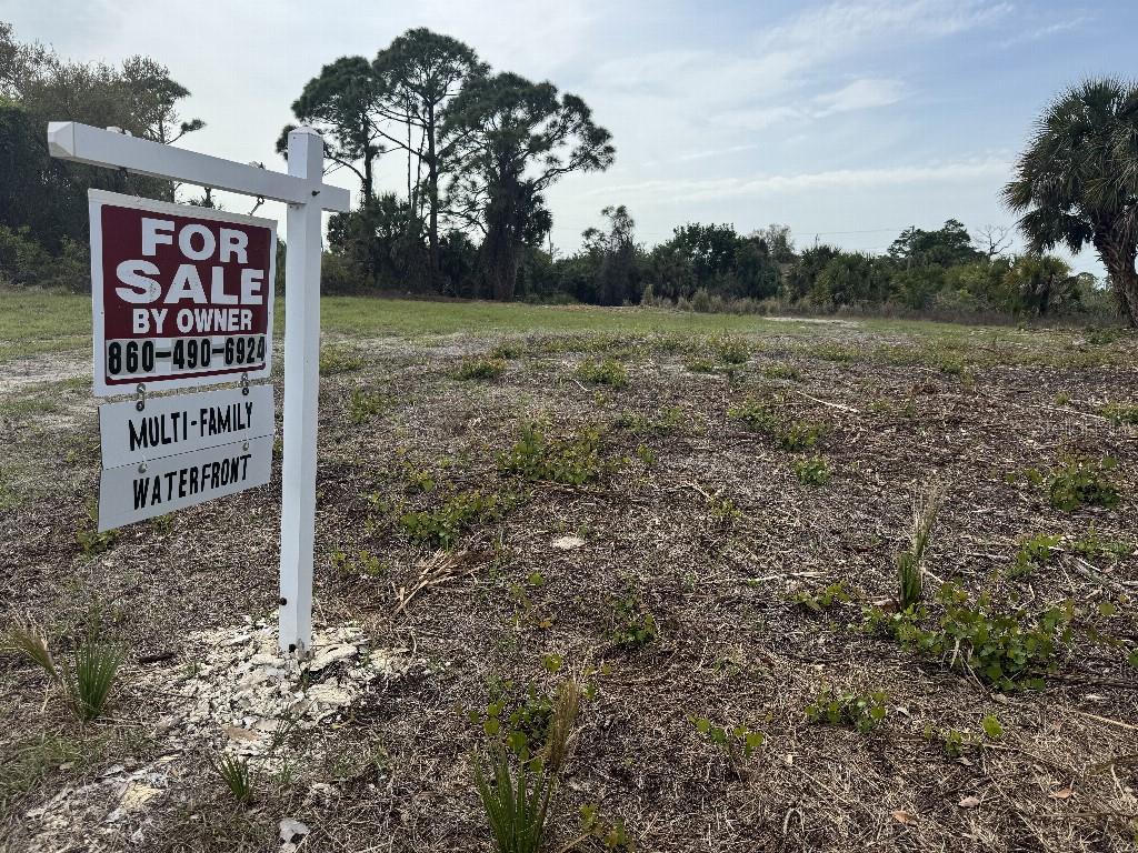 6957 SEA MIST DR, PORT CHARLOTTE, FL, 33981