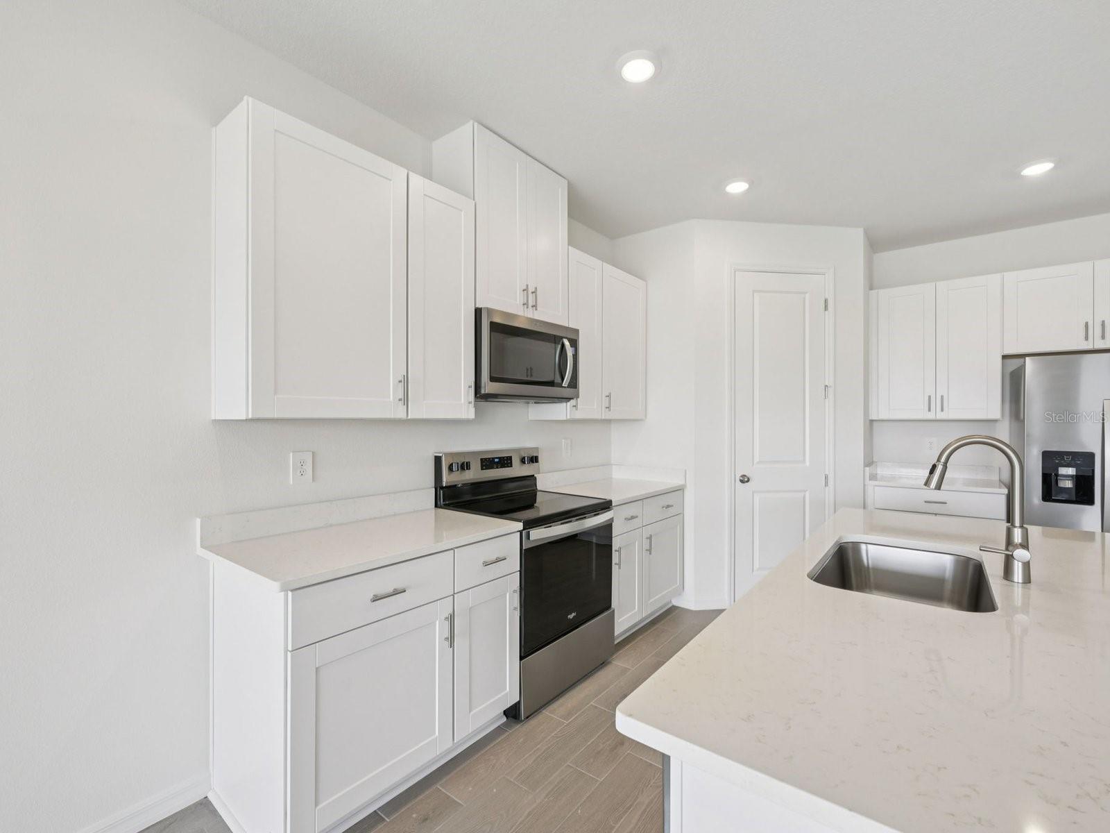 9009 VENETIA CT, PALMETTO, FL, 34221