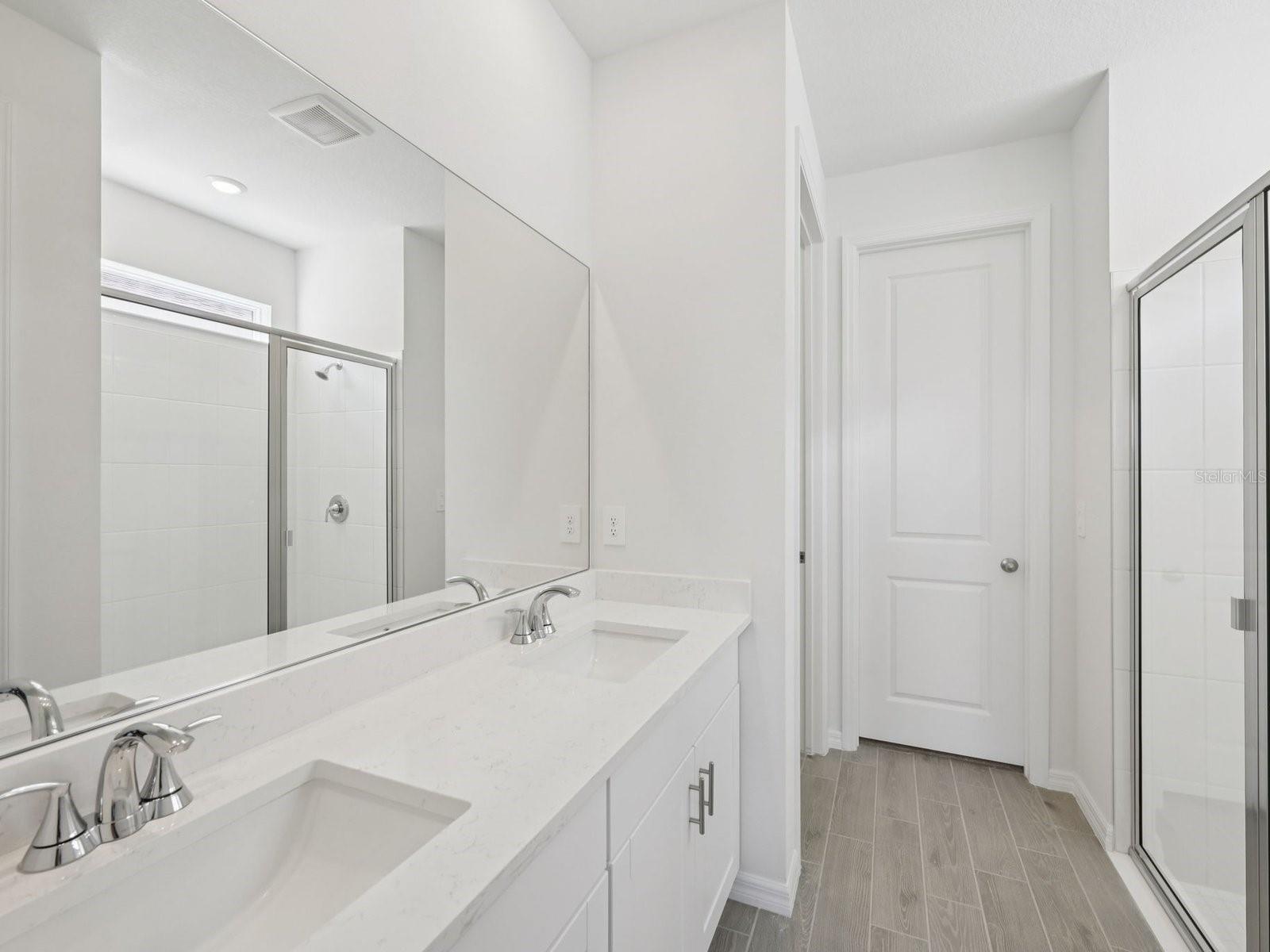 9009 VENETIA CT, PALMETTO, FL, 34221