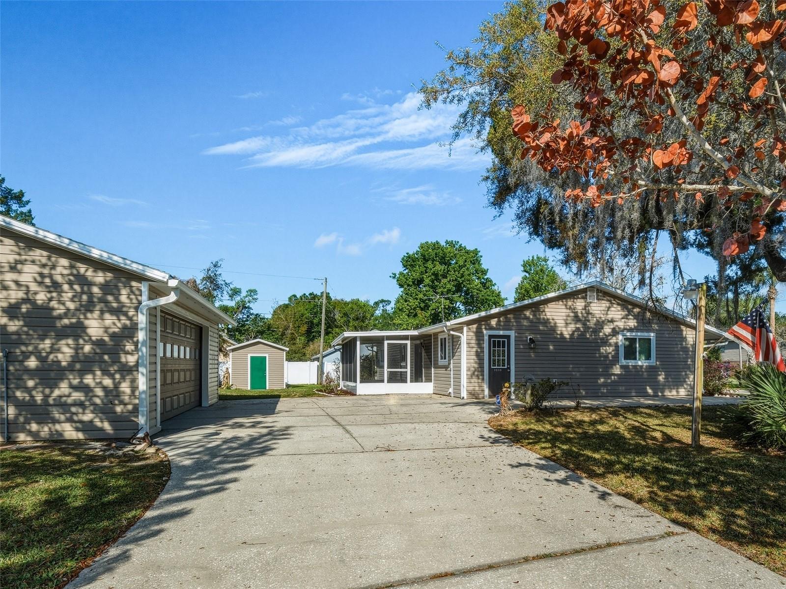 1214 VICTORY PALM DR, EDGEWATER, FL, 32132