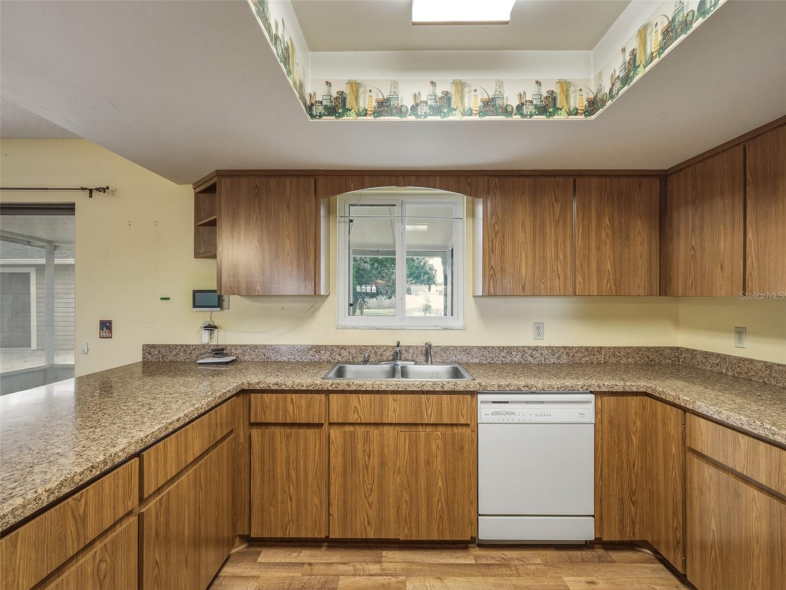 1214 VICTORY PALM DR, EDGEWATER, FL, 32132