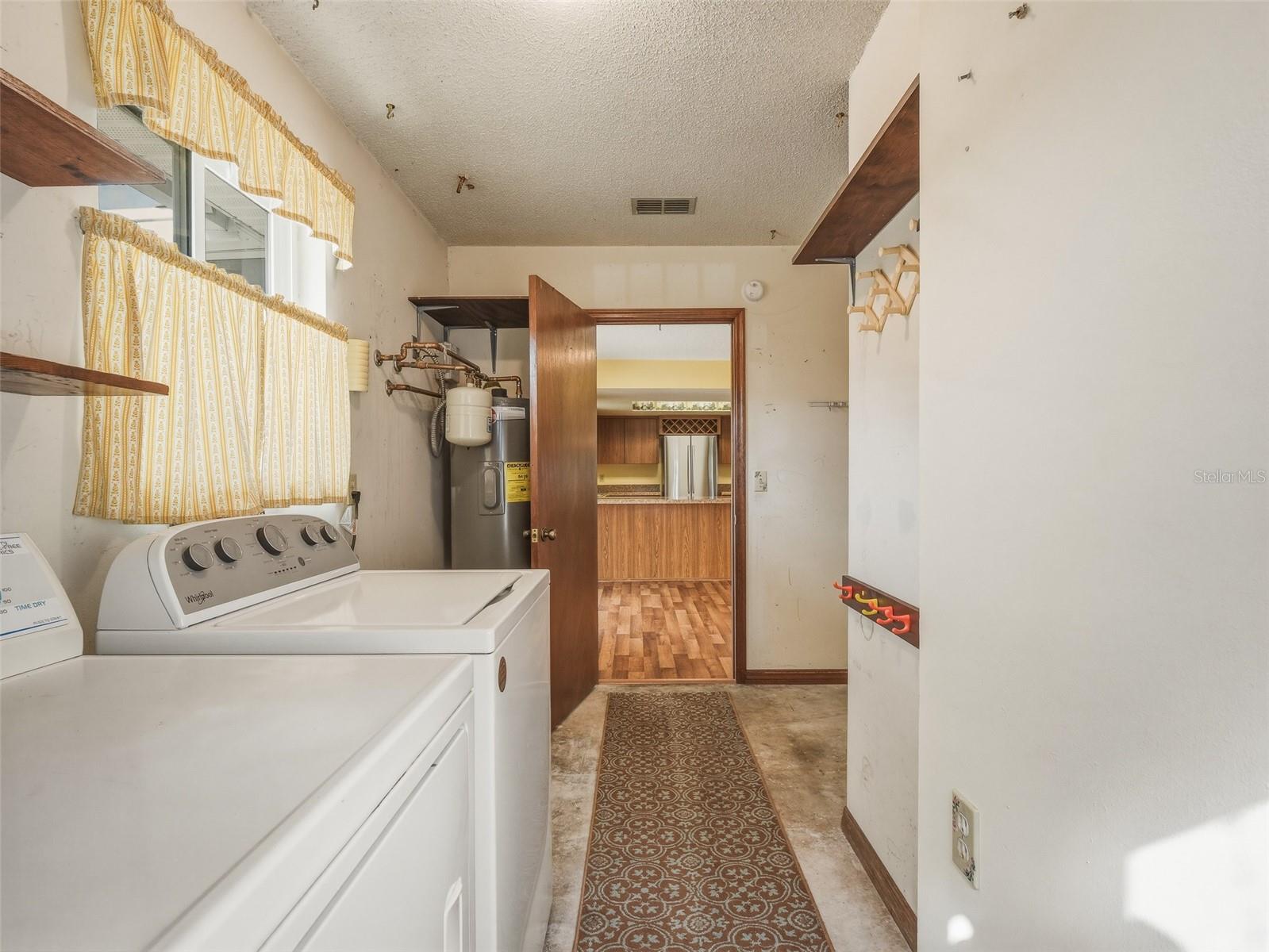 1214 VICTORY PALM DR, EDGEWATER, FL, 32132
