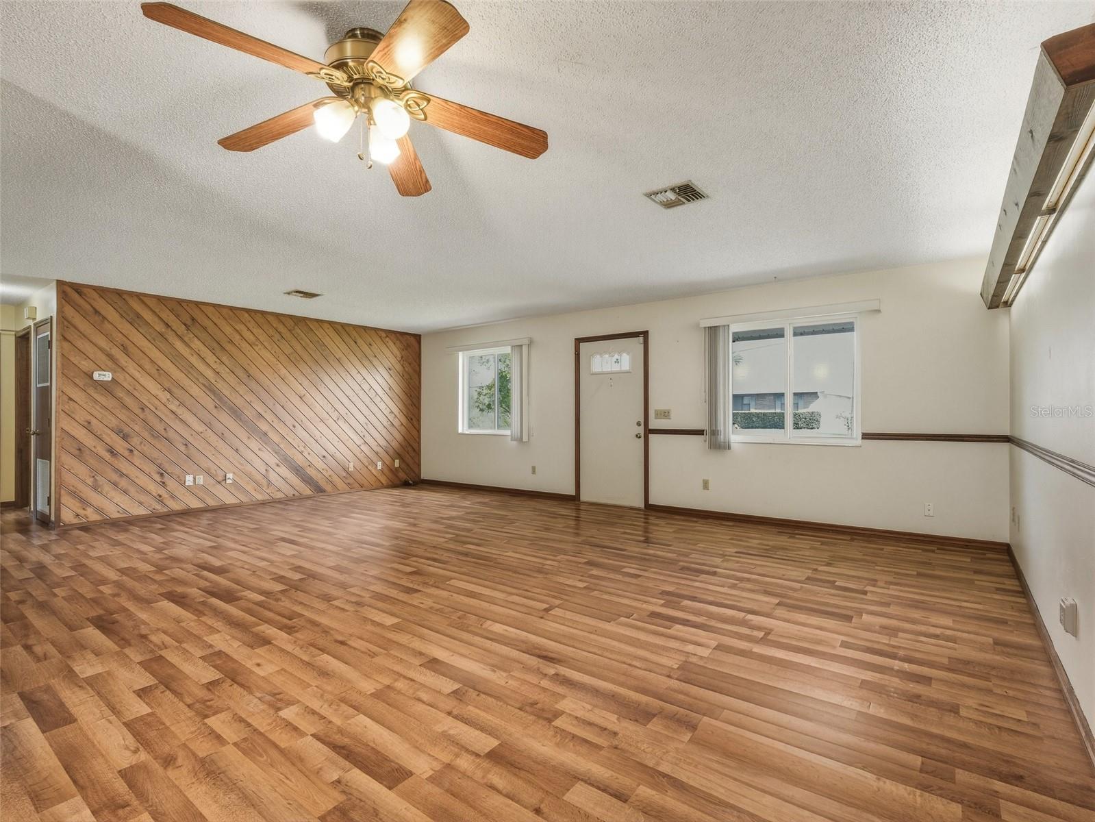 1214 VICTORY PALM DR, EDGEWATER, FL, 32132