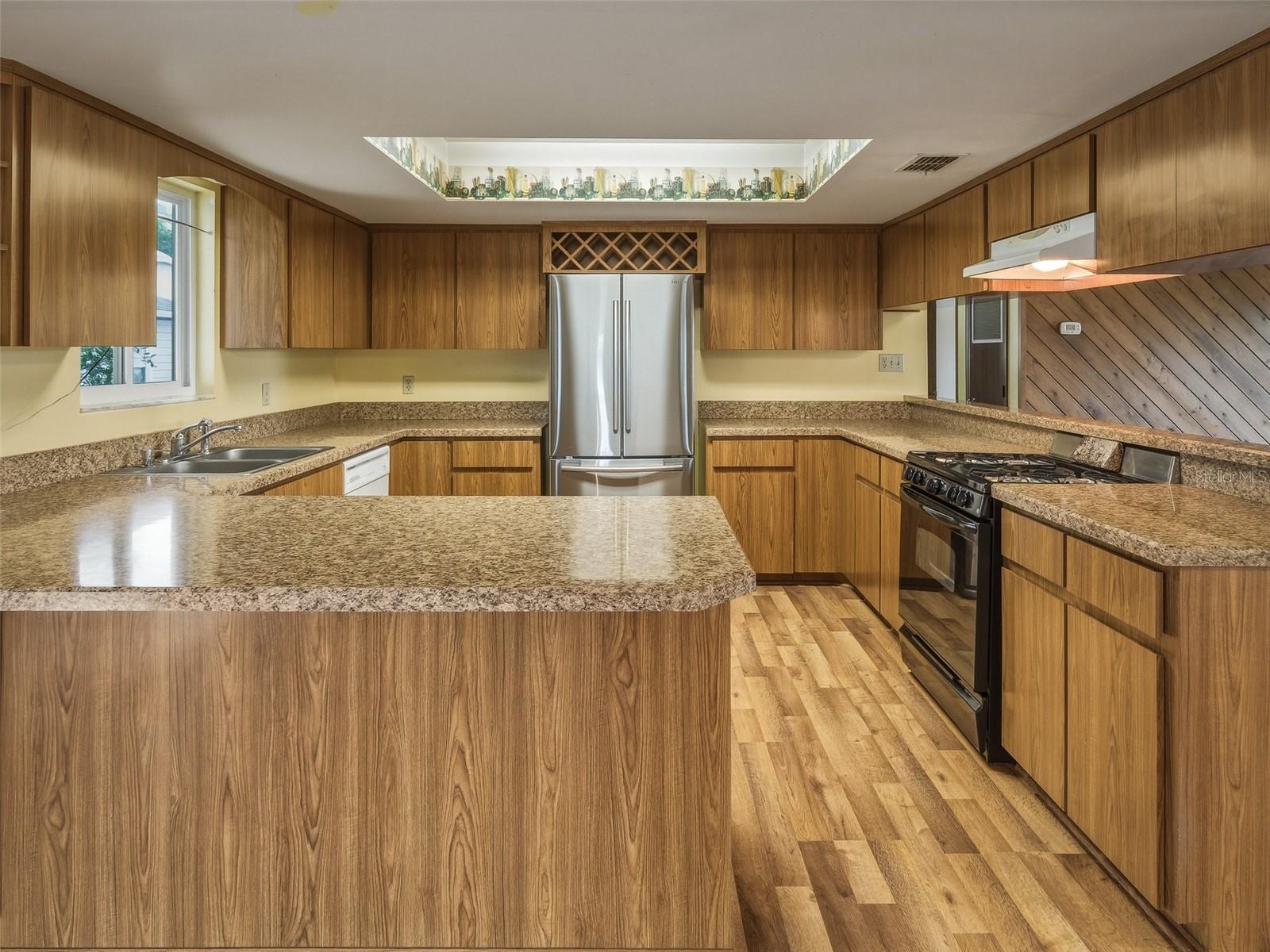 1214 VICTORY PALM DR, EDGEWATER, FL, 32132