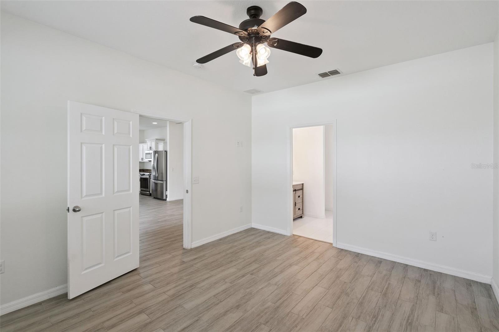 140 HIGHLAND MEADOWS ST, DAVENPORT, FL, 33837