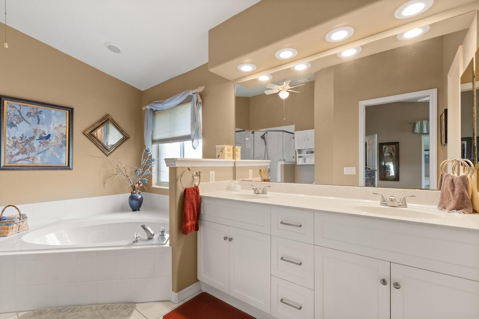 21127 ROYAL ST GEORGES LN, LEESBURG, FL, 34748