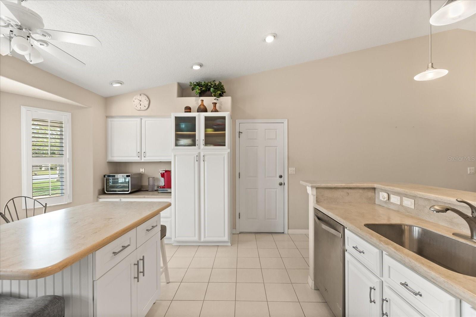 21127 ROYAL ST GEORGES LN, LEESBURG, FL, 34748