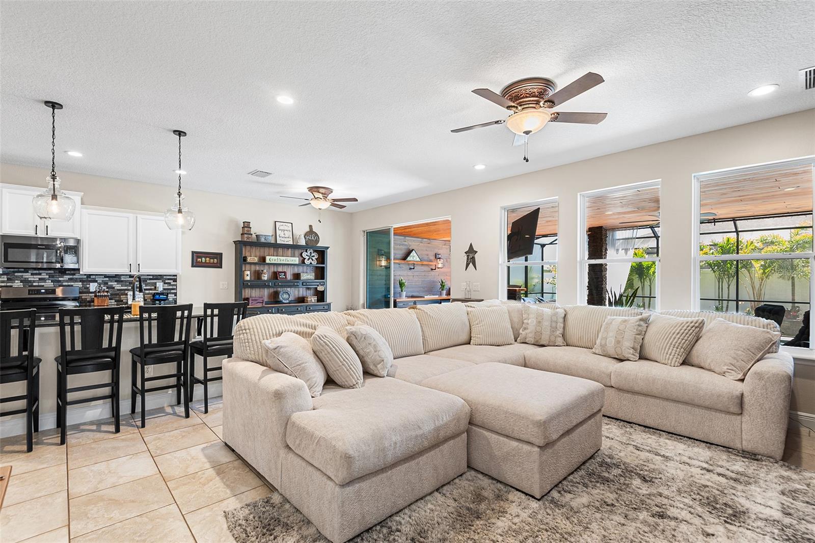 189 MAGNETA LOOP, AUBURNDALE, FL, 33823
