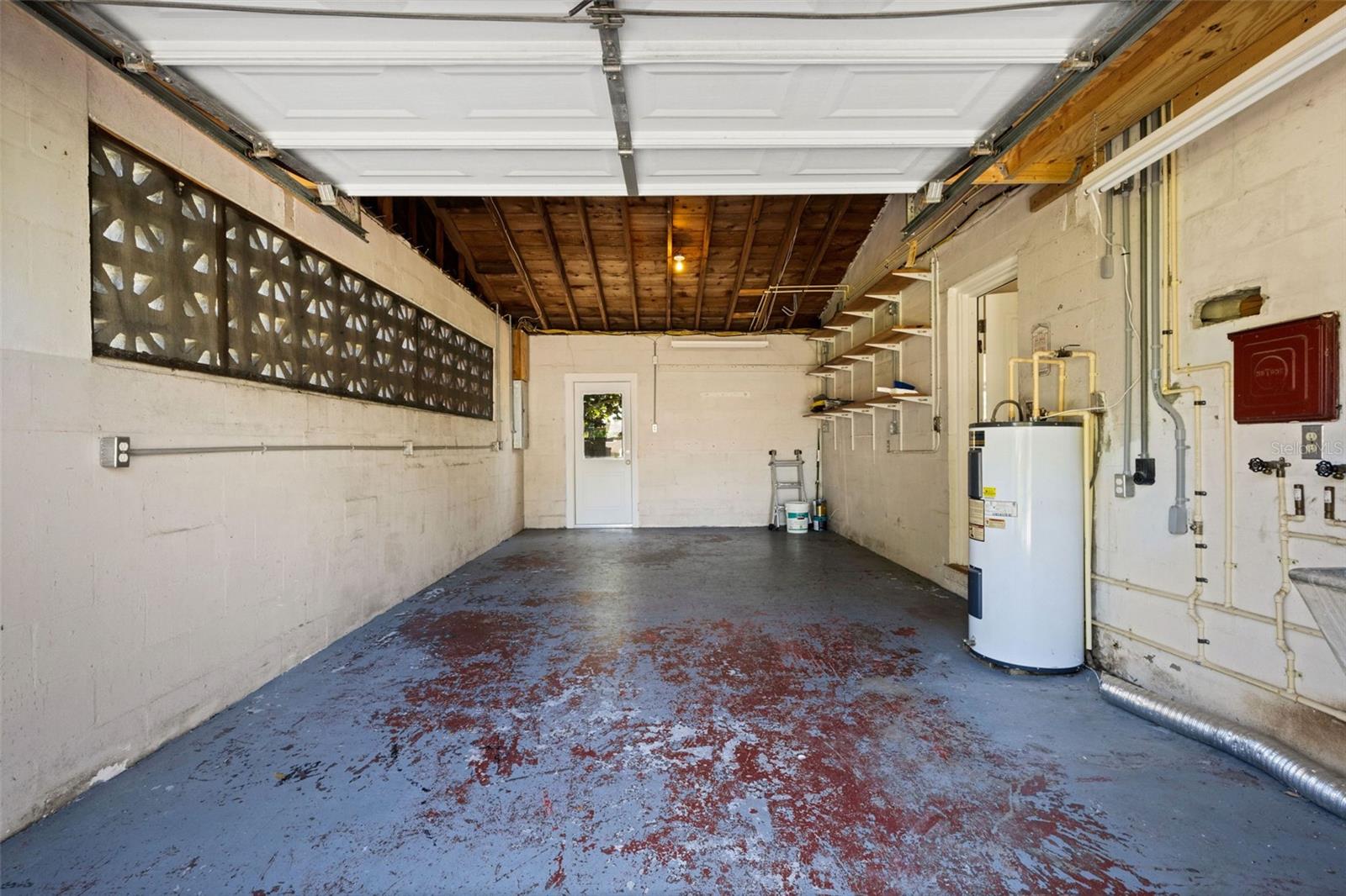 11436 RIDGEWOOD CIR, SEMINOLE, FL, 33772