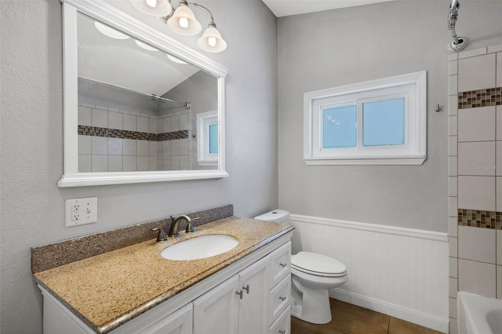 11436 RIDGEWOOD CIR, SEMINOLE, FL, 33772