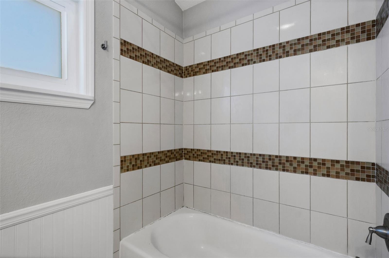 11436 RIDGEWOOD CIR, SEMINOLE, FL, 33772