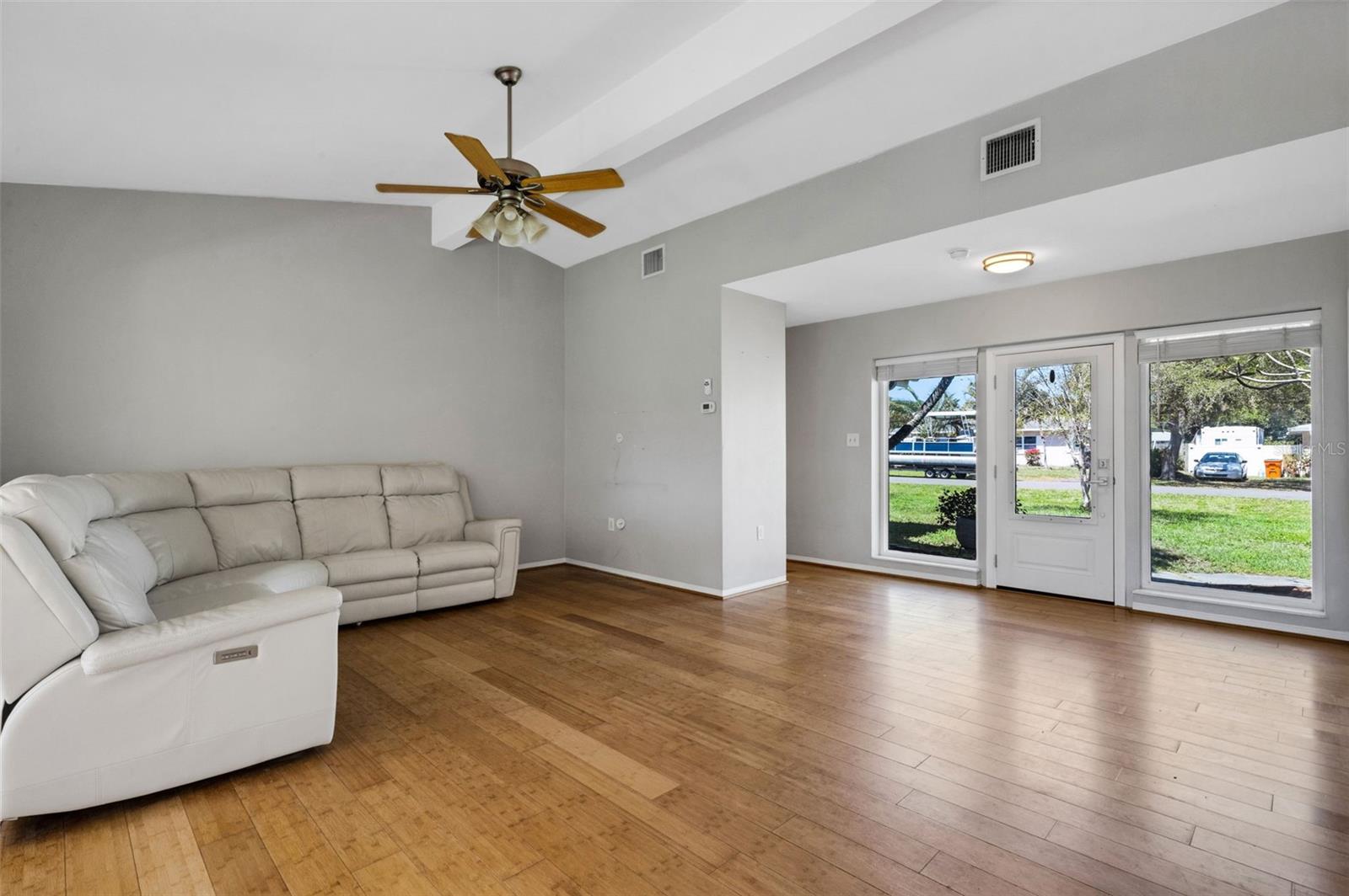 11436 RIDGEWOOD CIR, SEMINOLE, FL, 33772