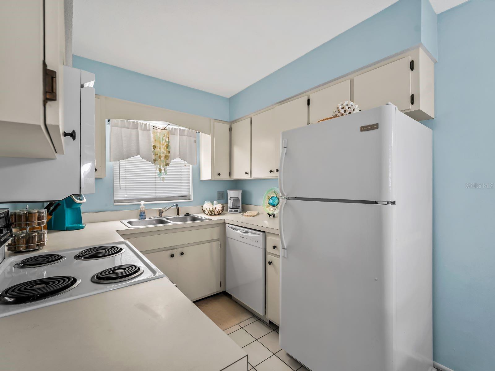 210 PARK BLVD N #122, VENICE, FL, 34285