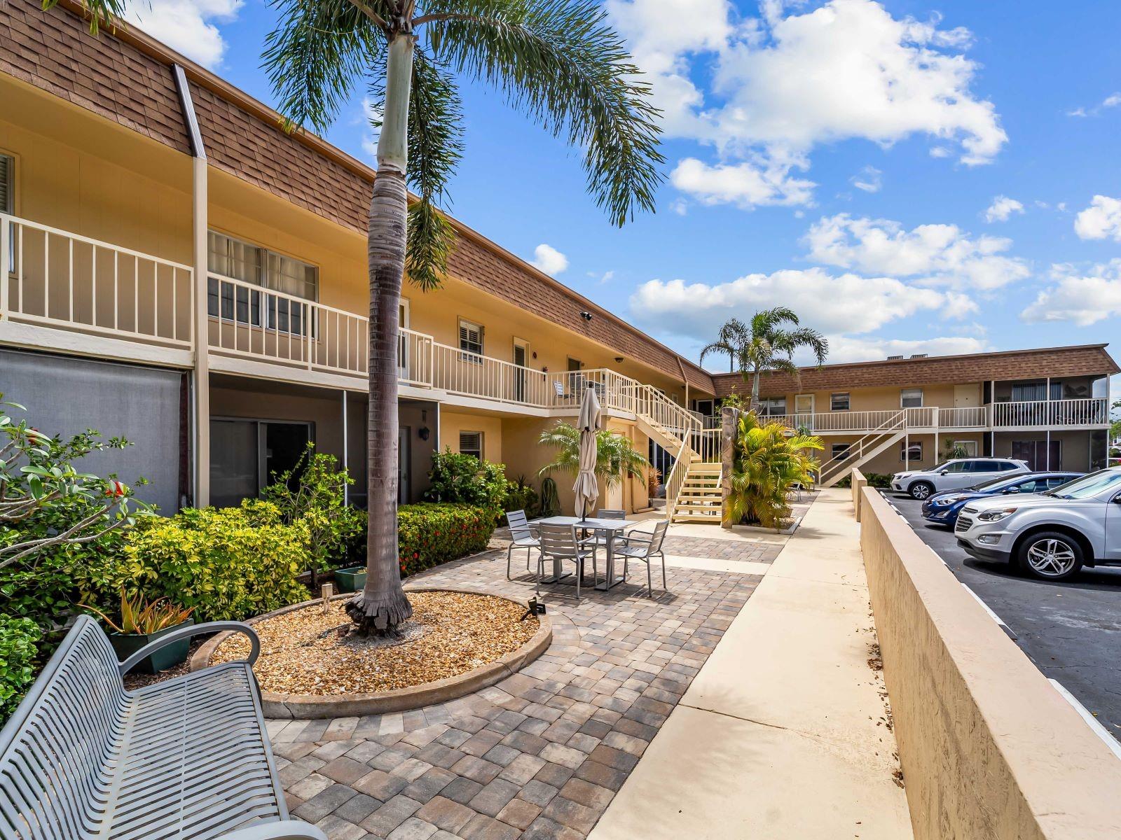 210 PARK BLVD N #122, VENICE, FL, 34285