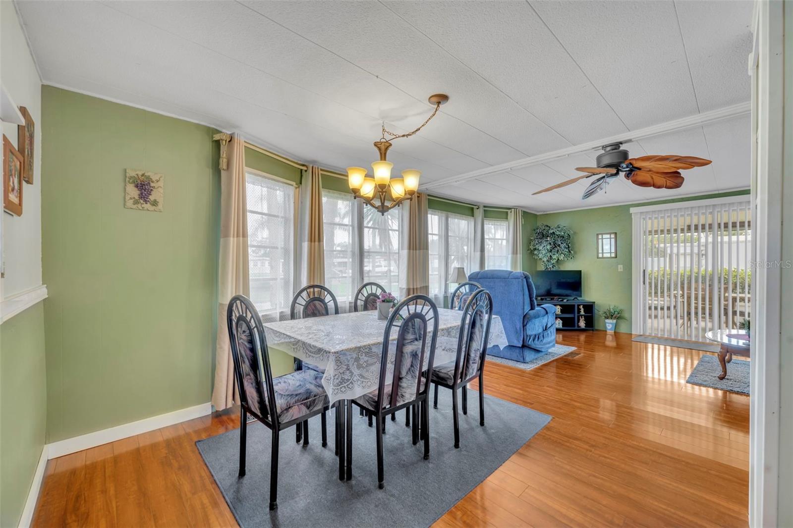 104 DIAMOND HEAD DR, LEESBURG, FL, 34788