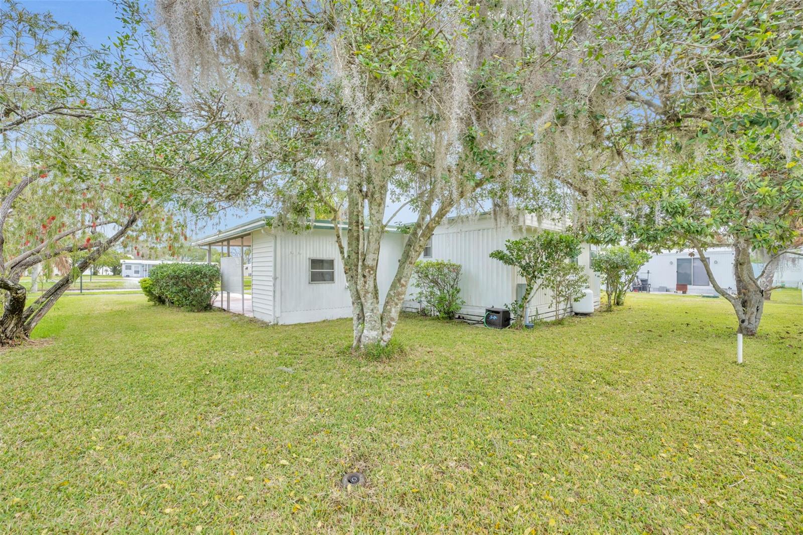 104 DIAMOND HEAD DR, LEESBURG, FL, 34788