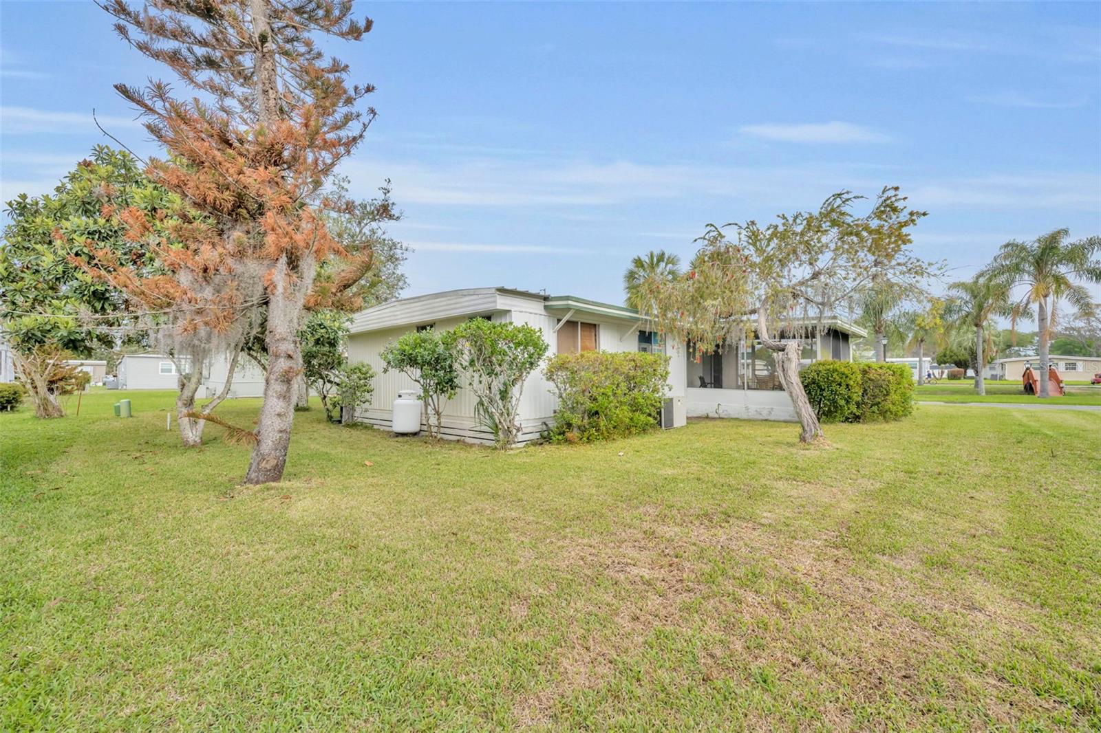 104 DIAMOND HEAD DR, LEESBURG, FL, 34788