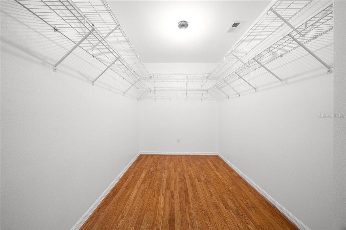 936 ORCHID ST, LADY LAKE, FL, 32159