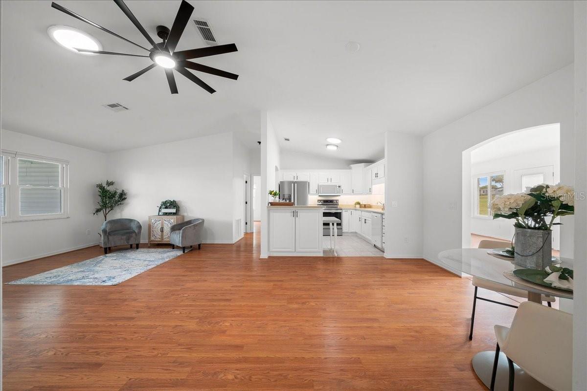 936 ORCHID ST, LADY LAKE, FL, 32159