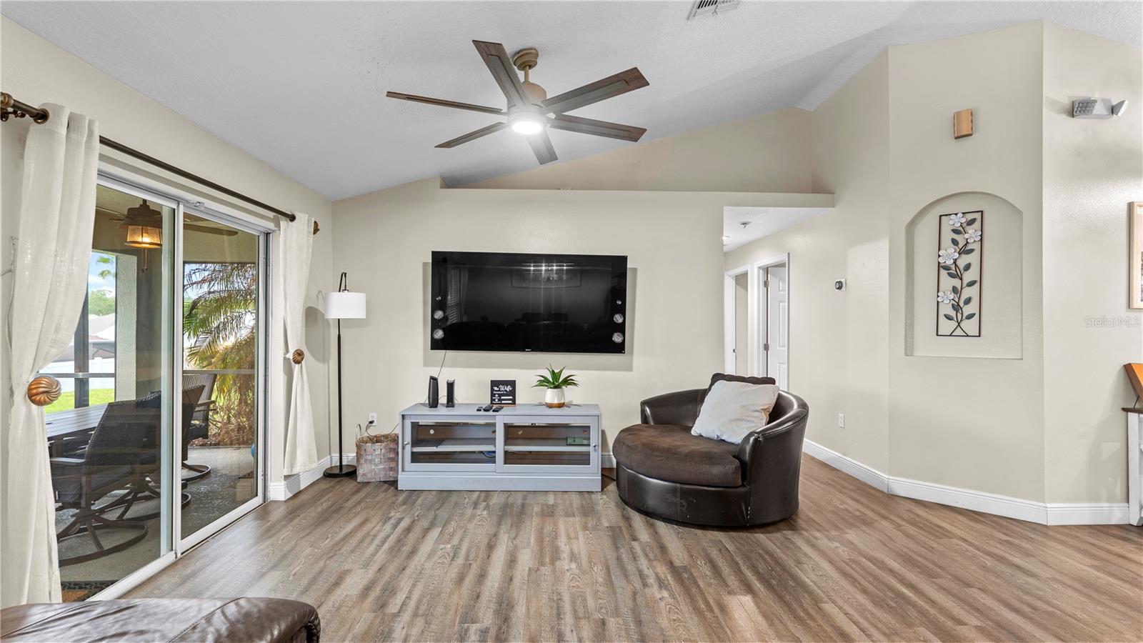 706 DOLCETTO DR, DAVENPORT, FL, 33897