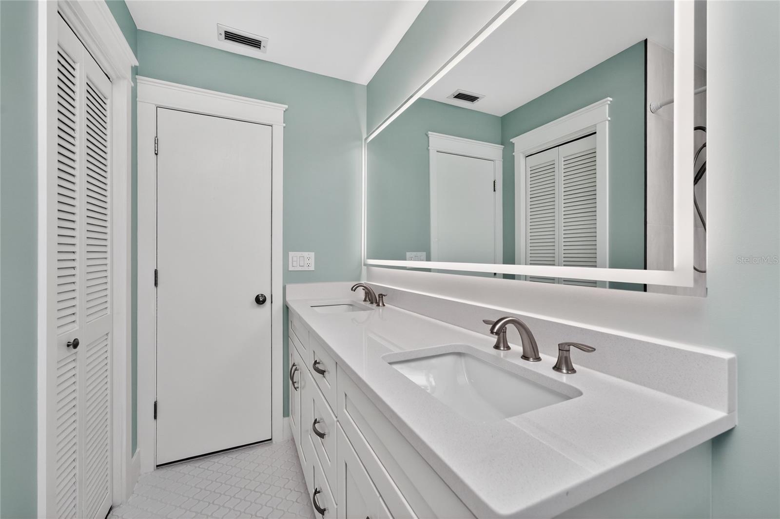 3310 TRIPOLI BLVD, PUNTA GORDA, FL, 33950