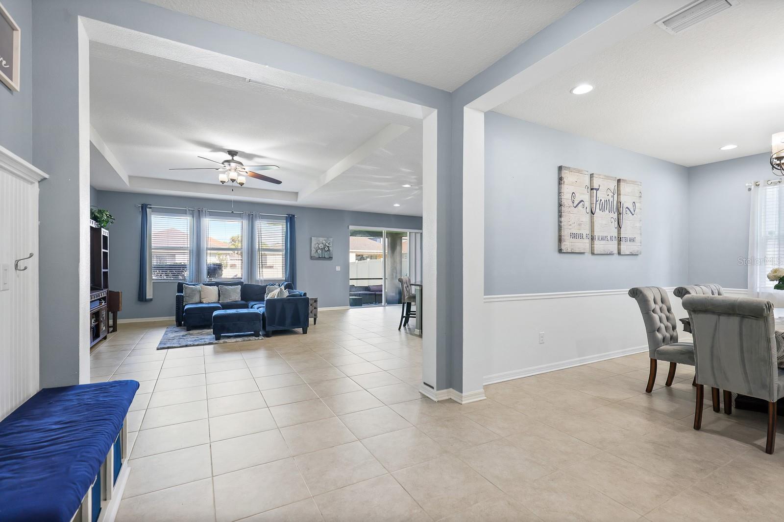 11204 COVENTRY GROVE CIR, LITHIA, FL, 33547