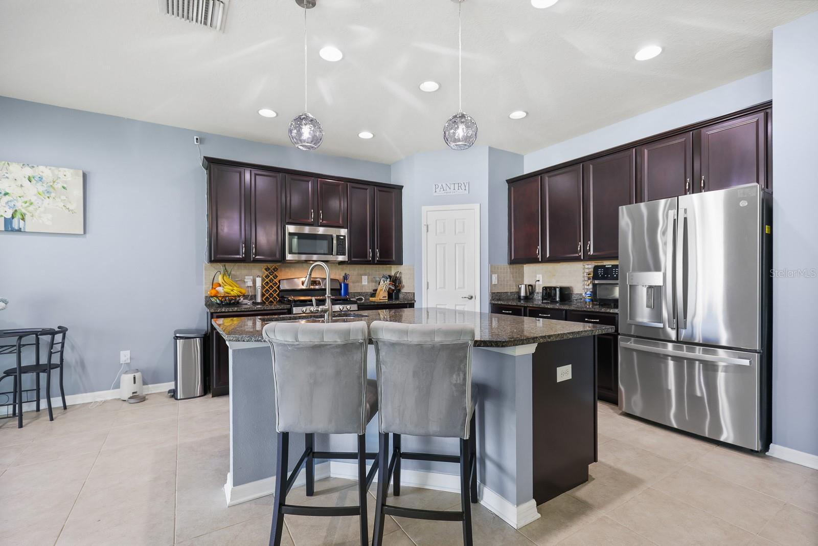 11204 COVENTRY GROVE CIR, LITHIA, FL, 33547