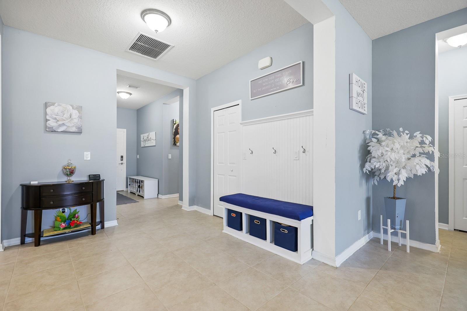 11204 COVENTRY GROVE CIR, LITHIA, FL, 33547