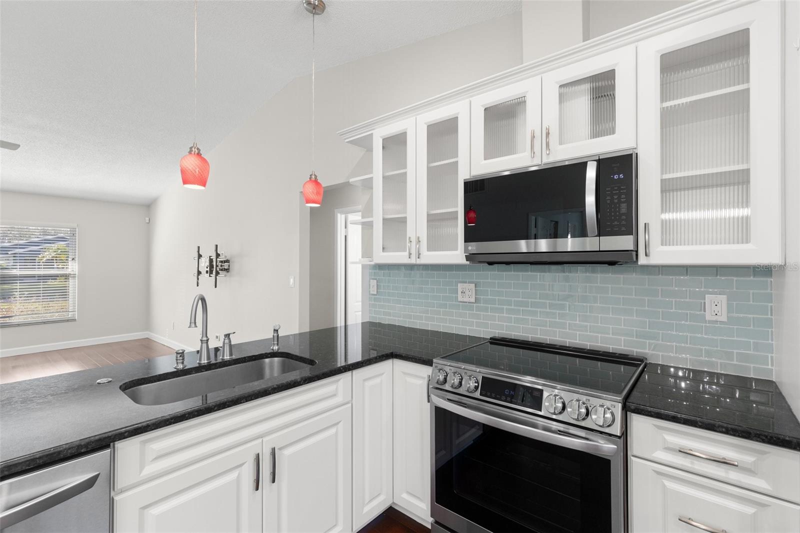 3309 W NAPOLEON AVE, TAMPA, FL, 33611