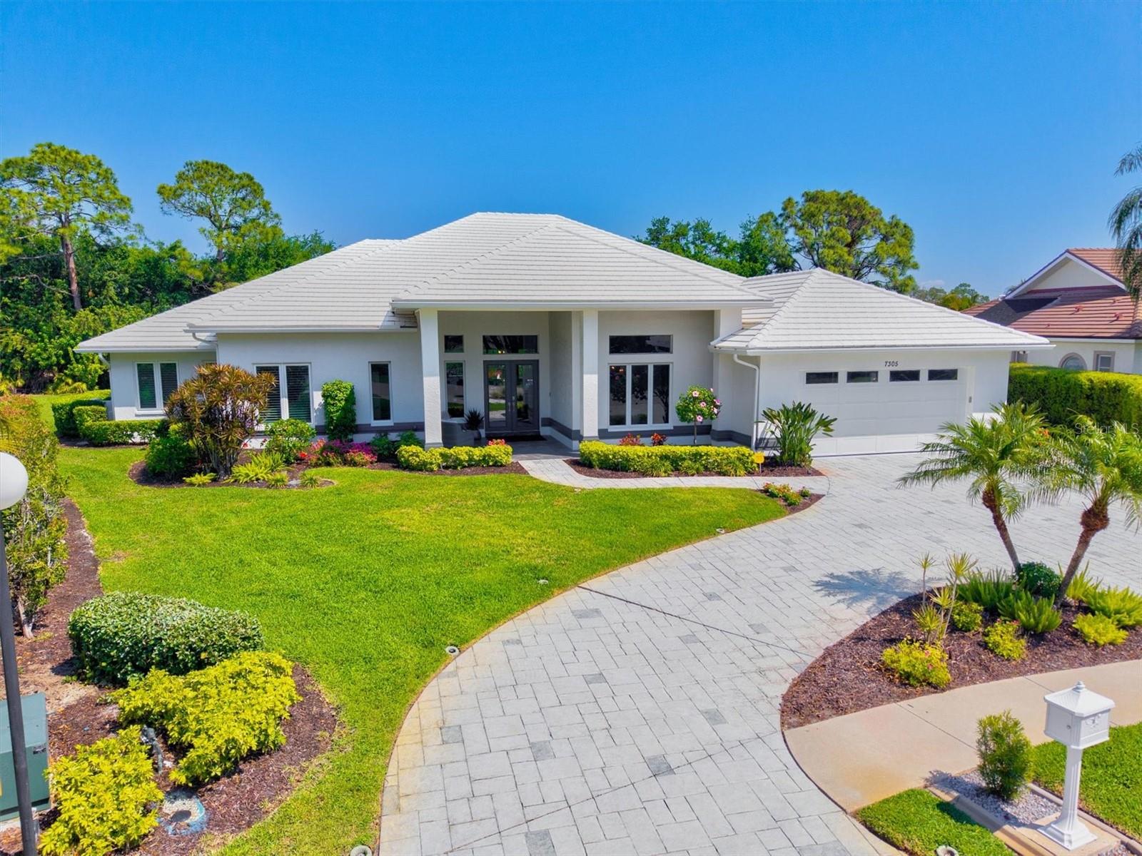 7305 LINKS CT, SARASOTA, FL, 34243