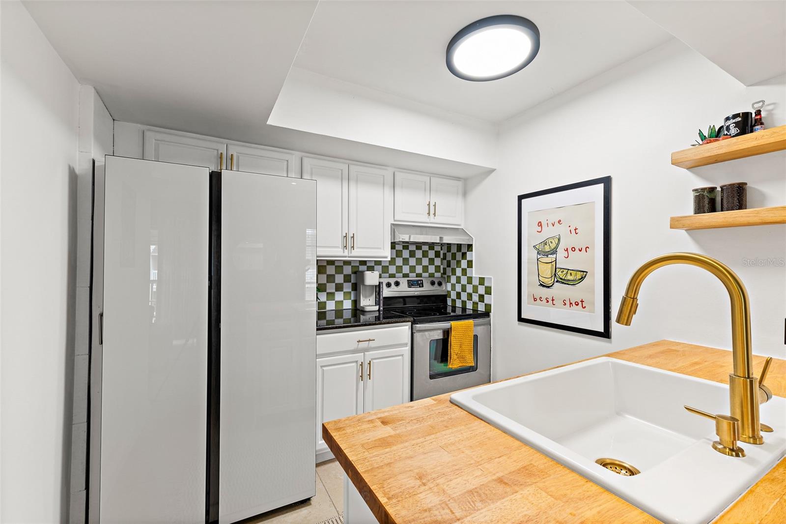 250 N BANANA RIVER DR #A4, MERRITT ISLAND, FL, 32952