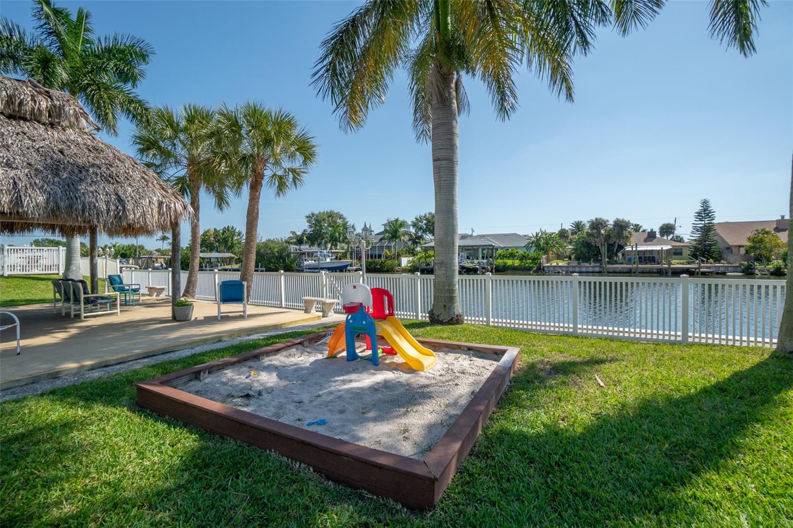 250 N BANANA RIVER DR #A4, MERRITT ISLAND, FL, 32952