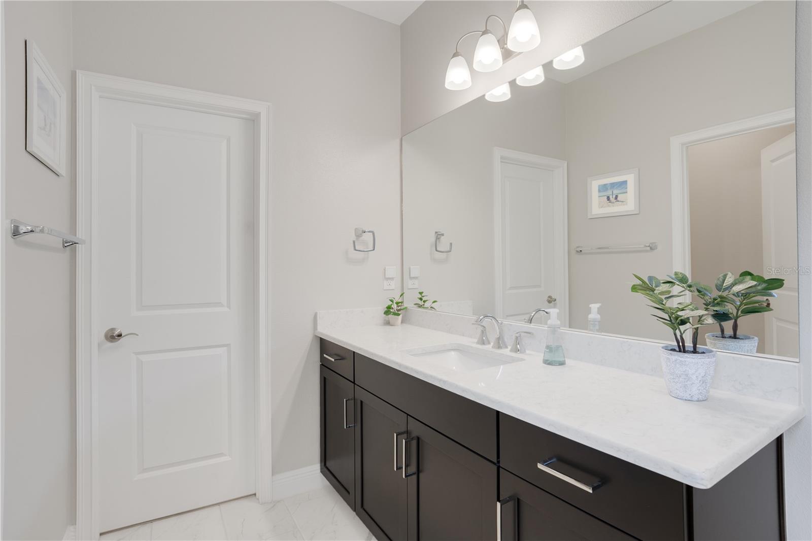 5841 LONG SHORE LOOP, SARASOTA, FL, 34238