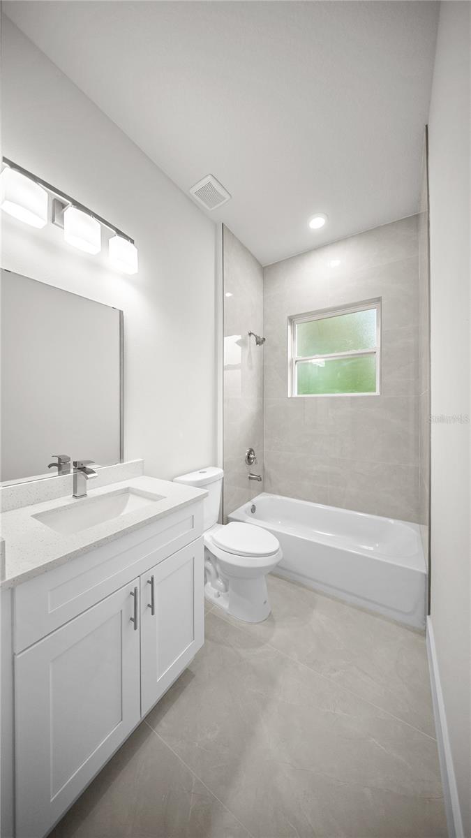 18097 COCHRAN BLVD, PORT CHARLOTTE, FL, 33948