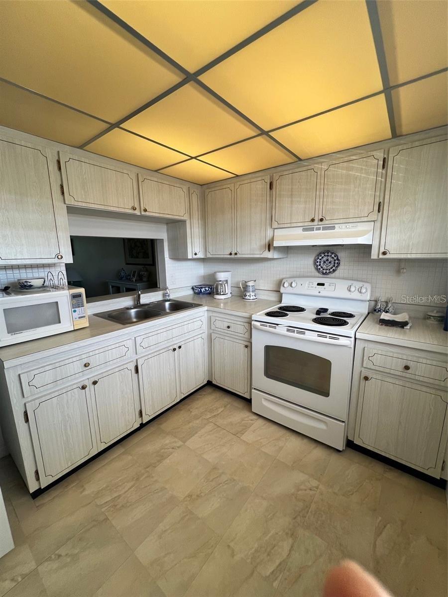 19029 US HIGHWAY 19 N #6-14, CLEARWATER, FL, 33764