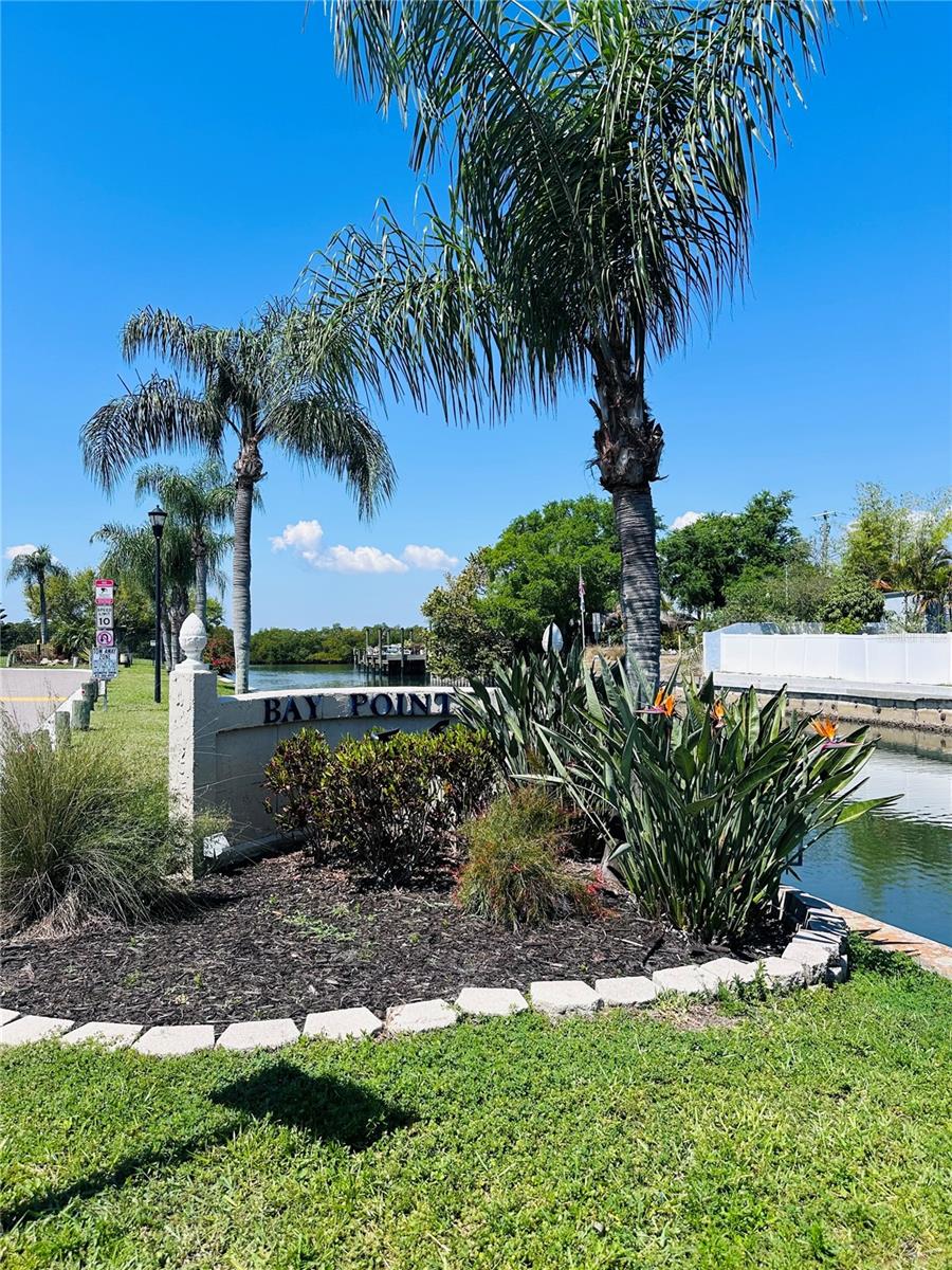 8828 BAY POINTE DR #104, TAMPA, FL, 33615