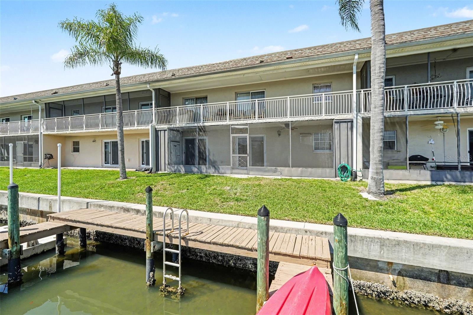 8828 BAY POINTE DR #104, TAMPA, FL, 33615