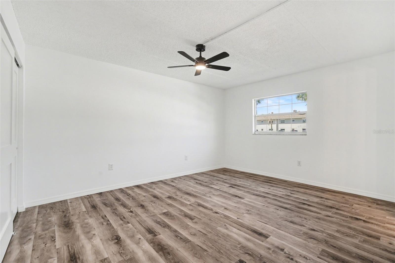 8828 BAY POINTE DR #104, TAMPA, FL, 33615