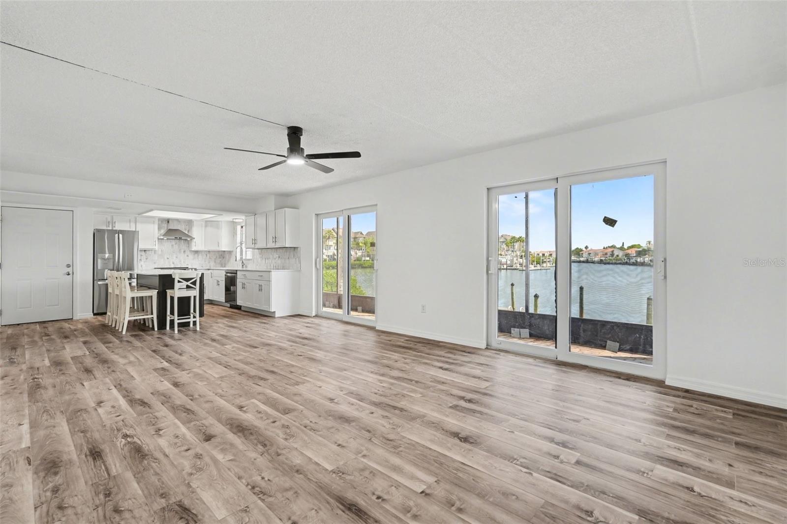 8828 BAY POINTE DR #104, TAMPA, FL, 33615